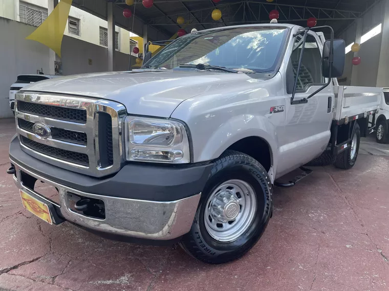 Ford F-350 Prata 12