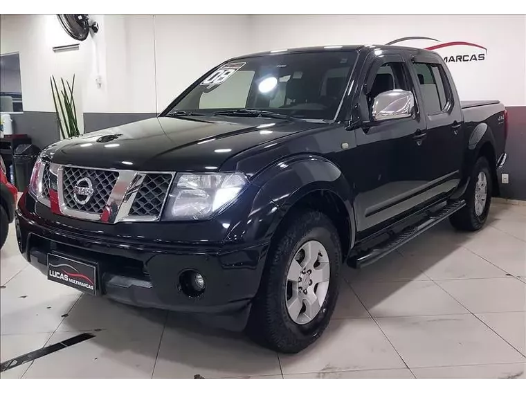 Nissan Frontier Preto 8