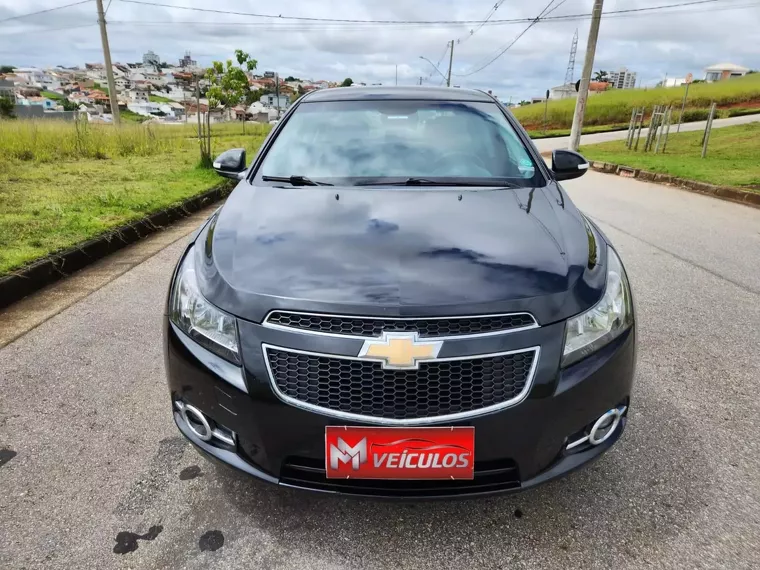 Chevrolet Cruze Preto 5