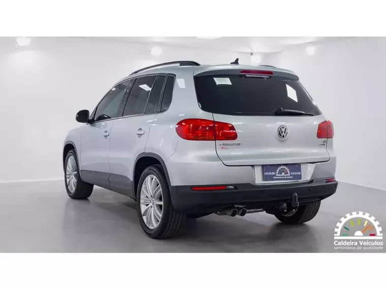 Volkswagen Tiguan Prata 6