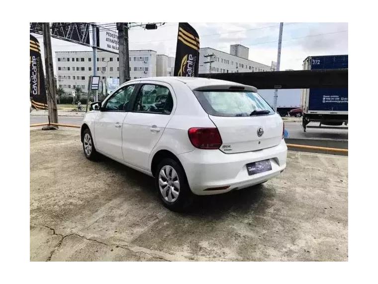 Volkswagen Gol Branco 7