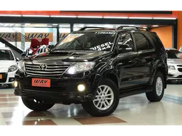 Toyota Hilux SW4