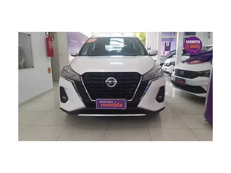 Nissan Kicks Branco 6