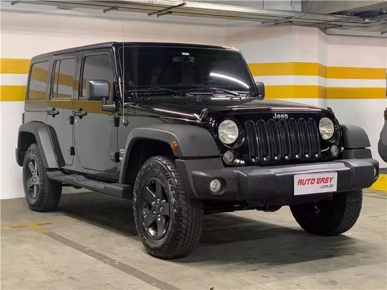 Jeep Wrangler Preto 19