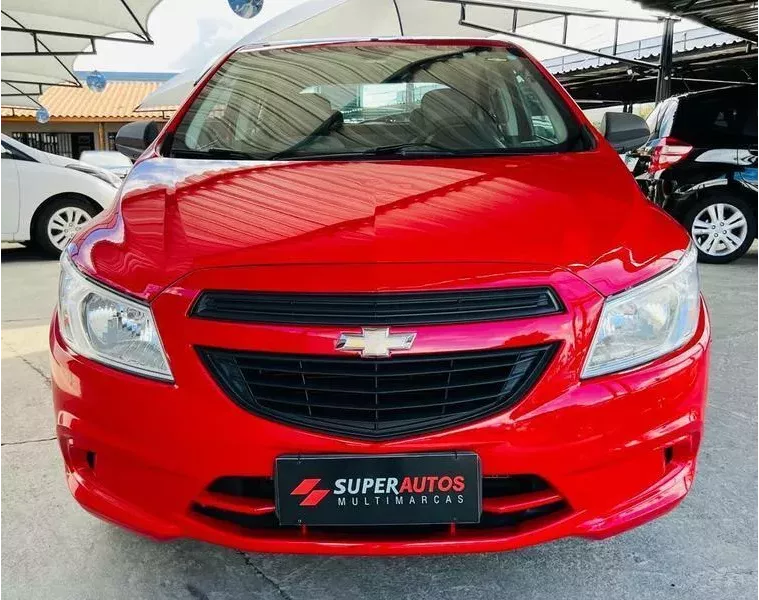 Chevrolet Onix Vermelho 8