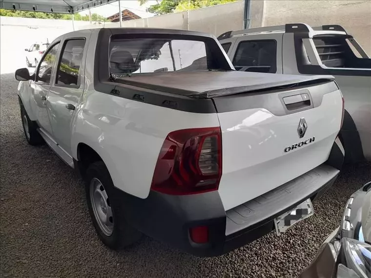 Renault Duster Oroch Branco 4