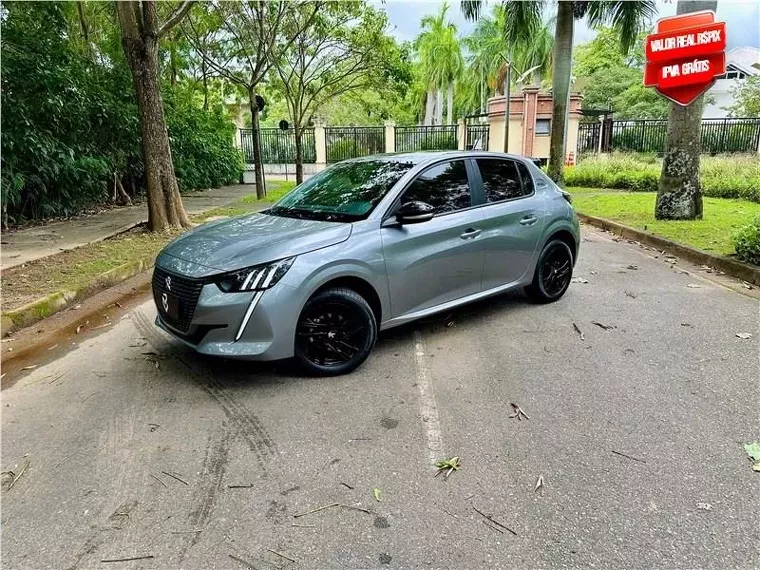 Peugeot 208 Prata 8