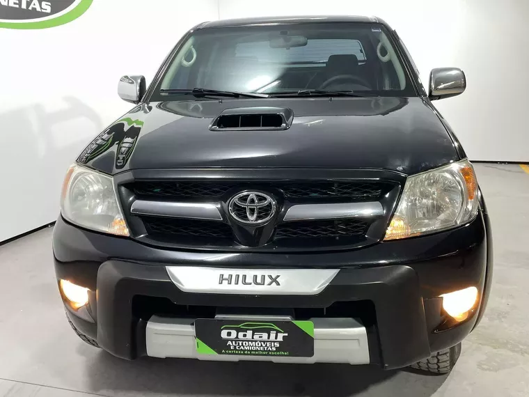 Toyota Hilux Preto 2