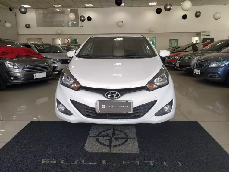 Hyundai HB20S Branco 7