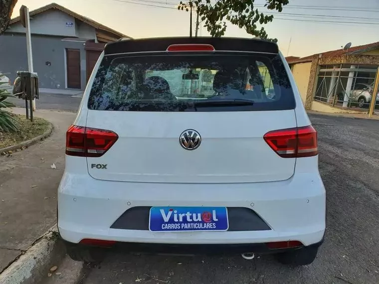 Volkswagen Fox Branco 6