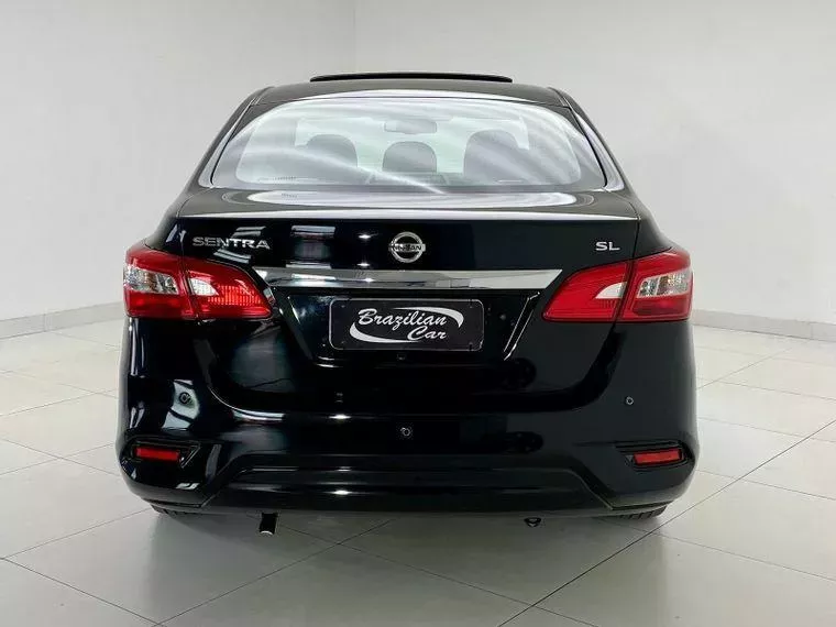 Nissan Sentra Preto 8