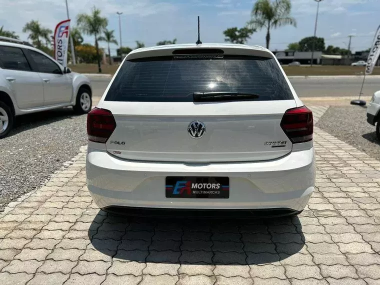 Volkswagen Polo Hatch Branco 9