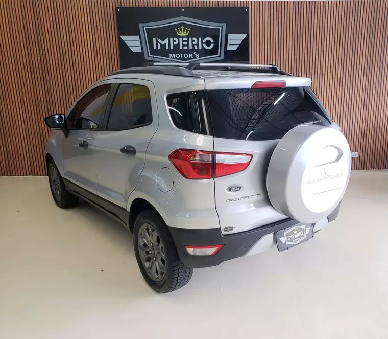 Ford Ecosport Prata 11