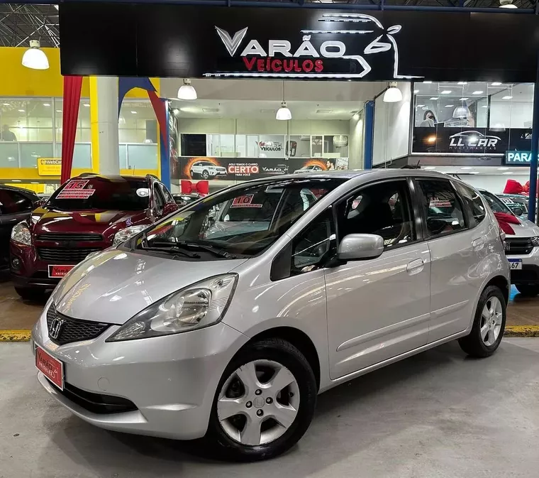 Honda FIT Cinza 1