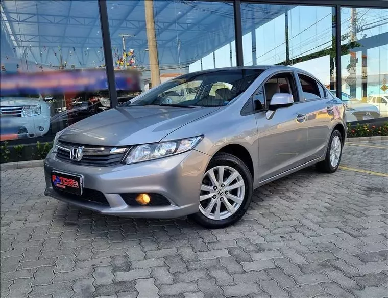 Honda Civic Cinza 9