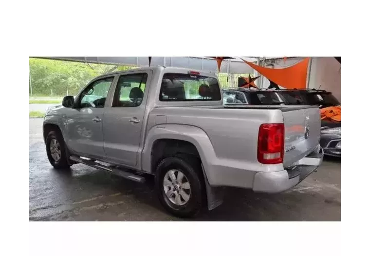 Volkswagen Amarok Prata 6