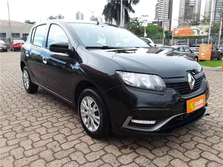 Renault Sandero Preto 4