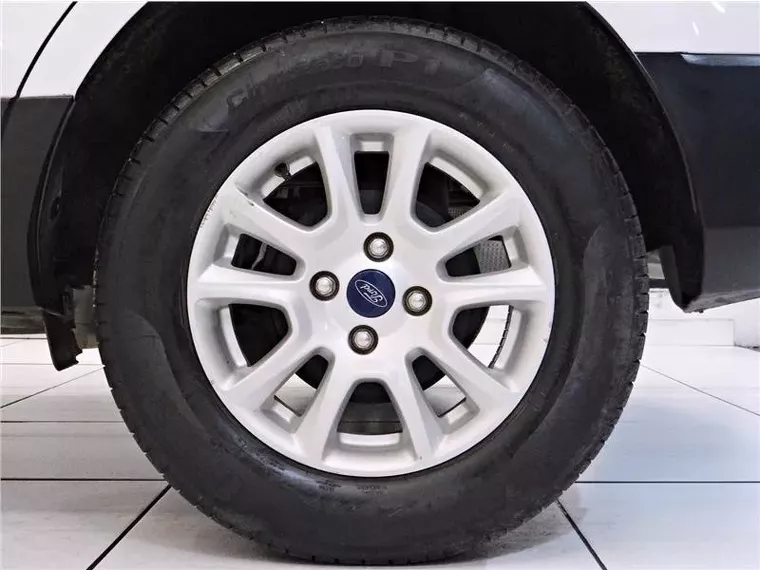 Ford Ecosport Branco 6