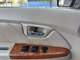 Toyota Hilux SW4