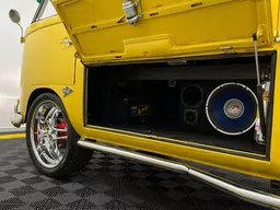 Volkswagen Kombi