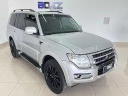 Mitsubishi Pajero Full
