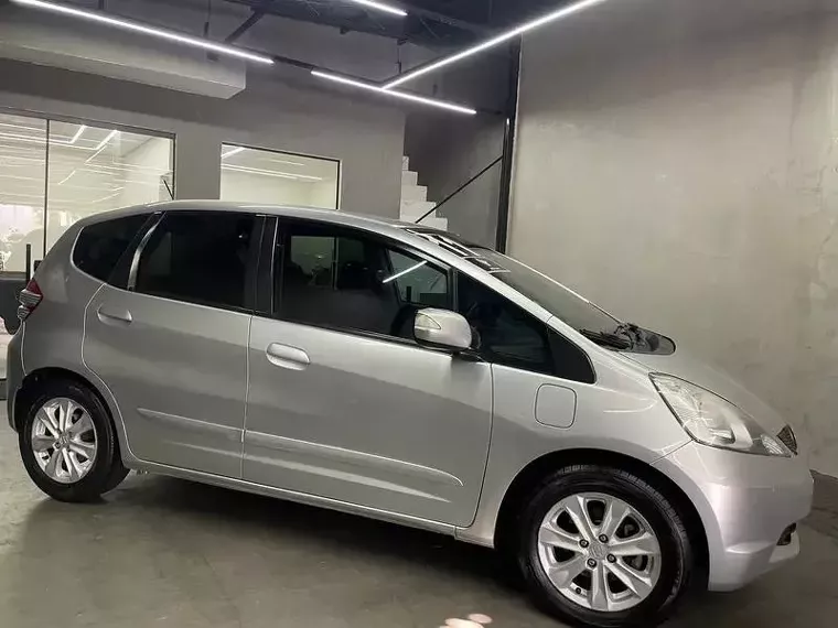 Honda FIT Prata 1