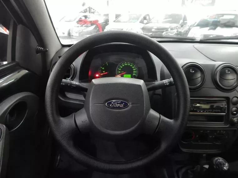 Ford KA Preto 7