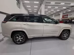 Jeep Commander