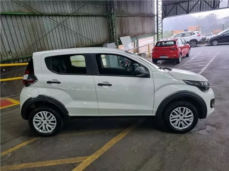 Fiat Mobi Branco 3