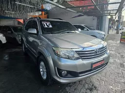 Toyota Hilux SW4