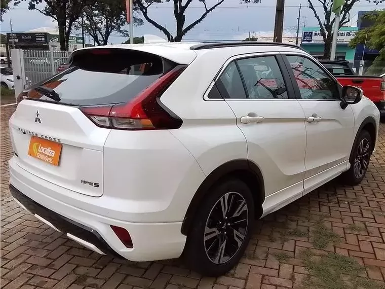 Mitsubishi Eclipse Cross Branco 4