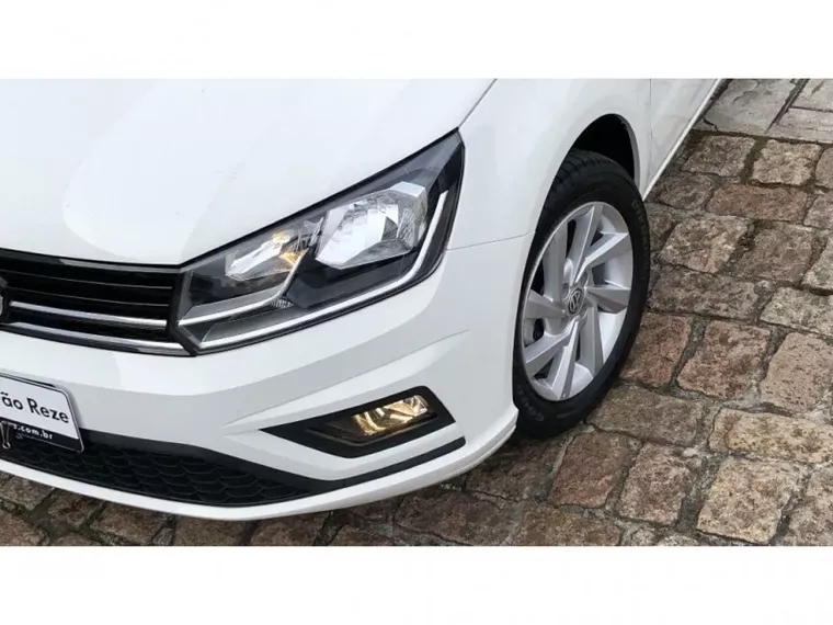 Volkswagen Gol Branco 2