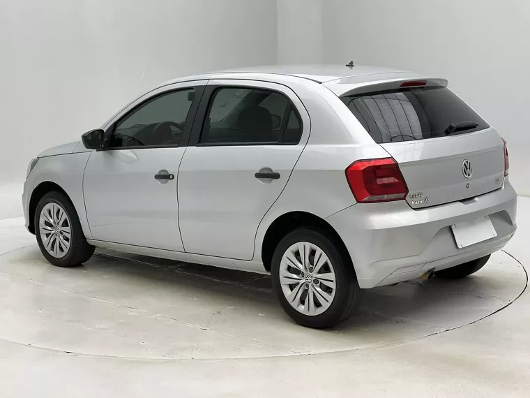 Volkswagen Gol Prata 13