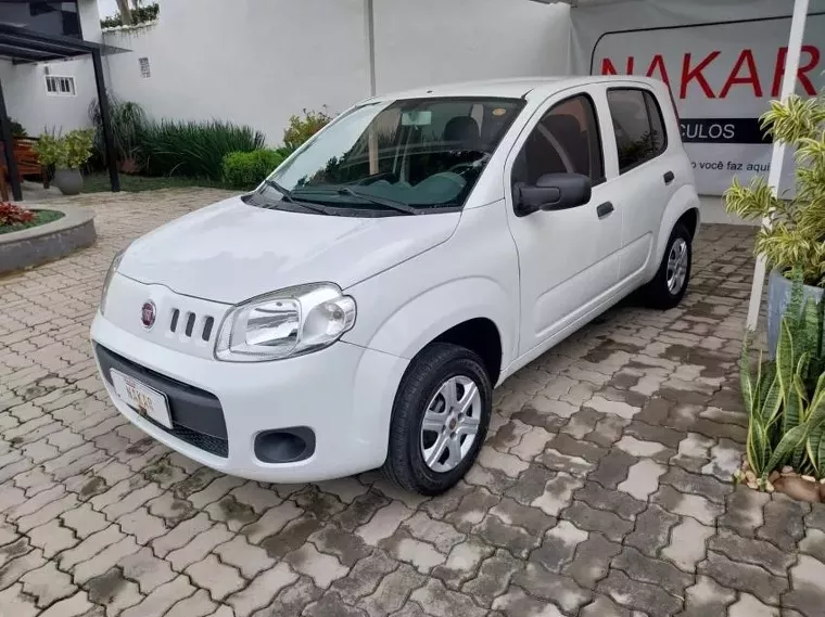 Fiat Uno Branco 5