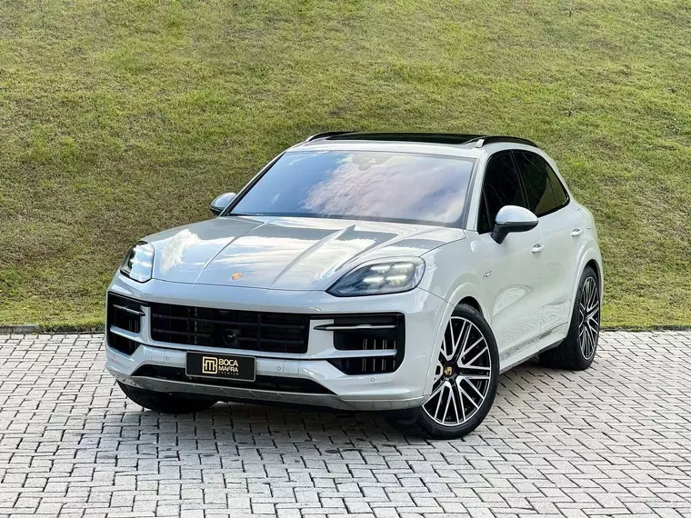 Porsche Cayenne Indefinida 2