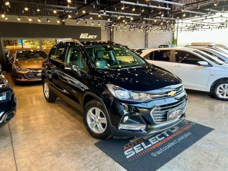 Chevrolet Tracker Preto 3