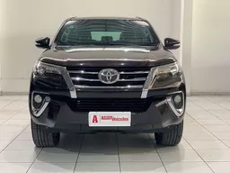 Toyota Hilux SW4