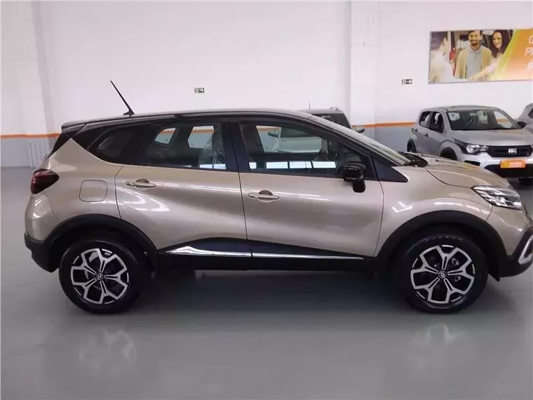 Renault Captur Bege 9