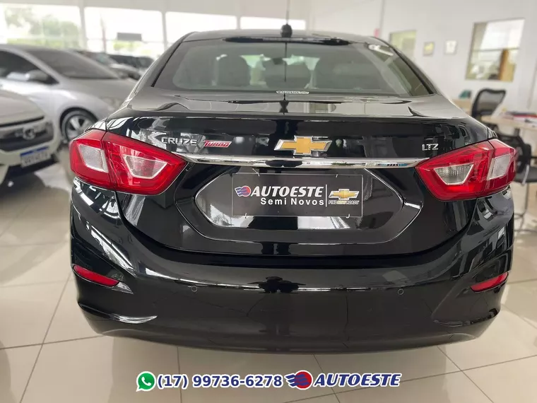 Chevrolet Cruze Preto 2