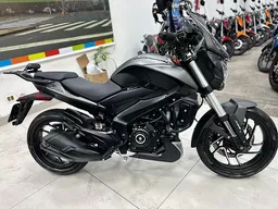 Bajaj Dominar