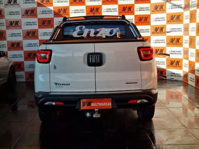 Fiat Toro Branco 1