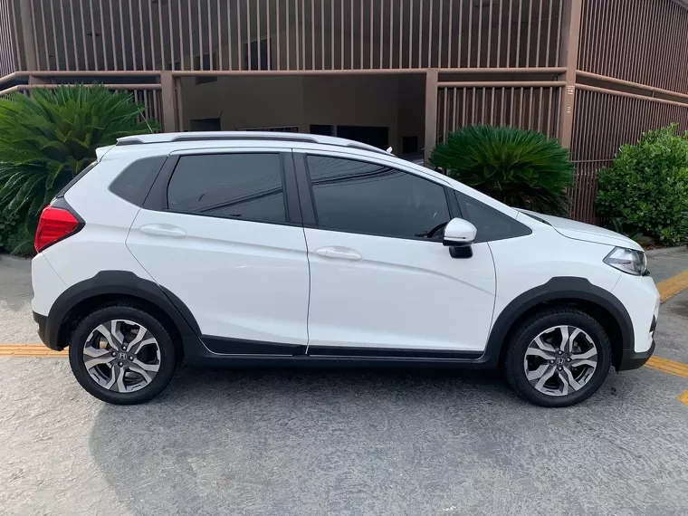 Honda WR-V Branco 11