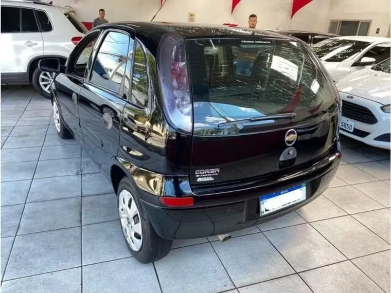 Chevrolet Corsa Preto 4