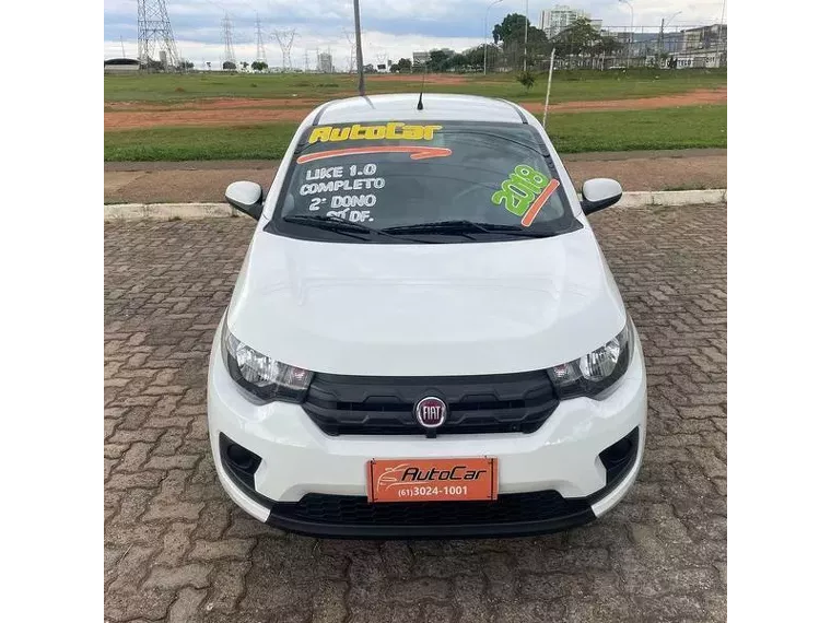 Fiat Mobi Branco 12