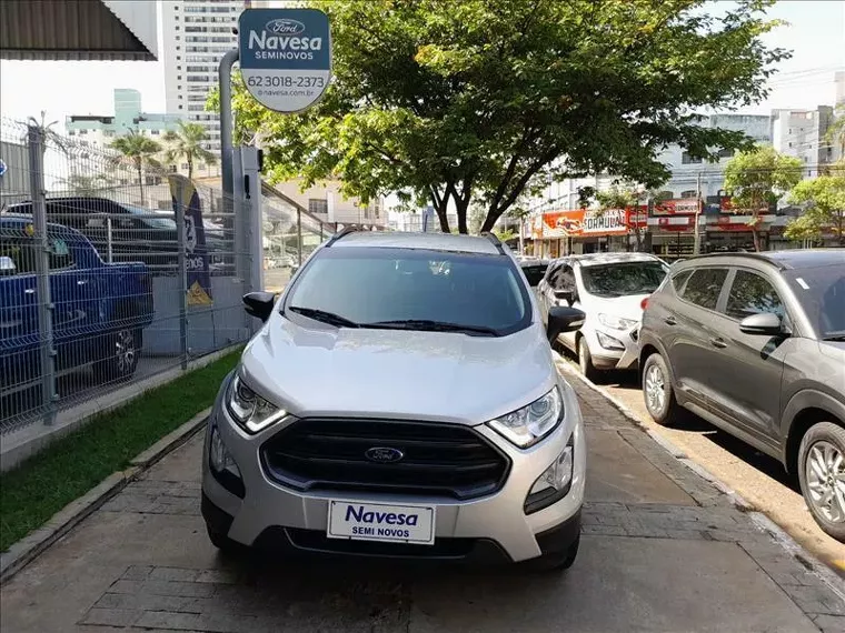 Ford Ecosport Prata 11