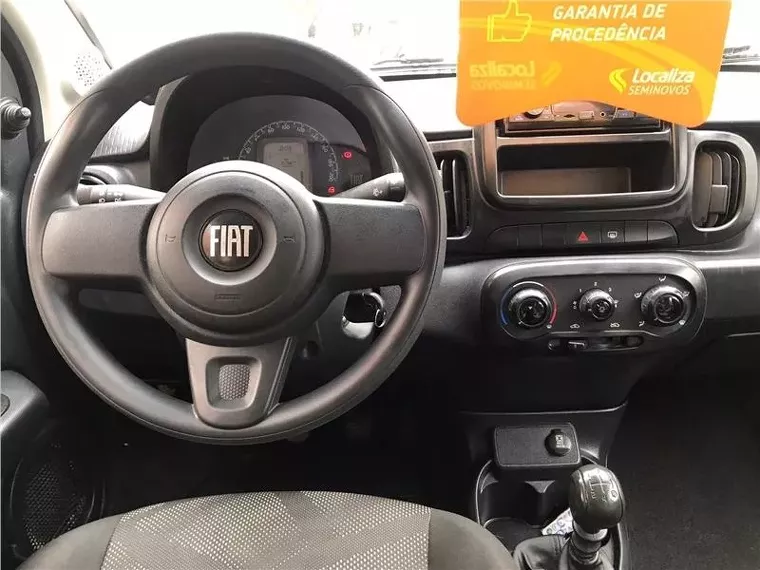 Fiat Mobi Prata 4