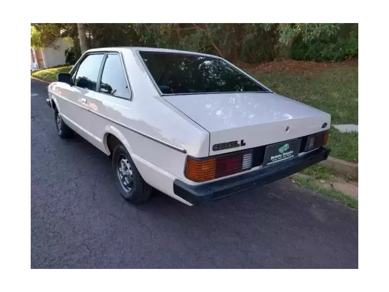 Ford Corcel II Bege 9