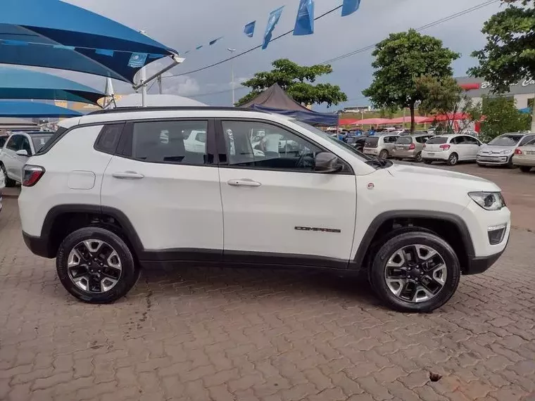 Jeep Compass Branco 10