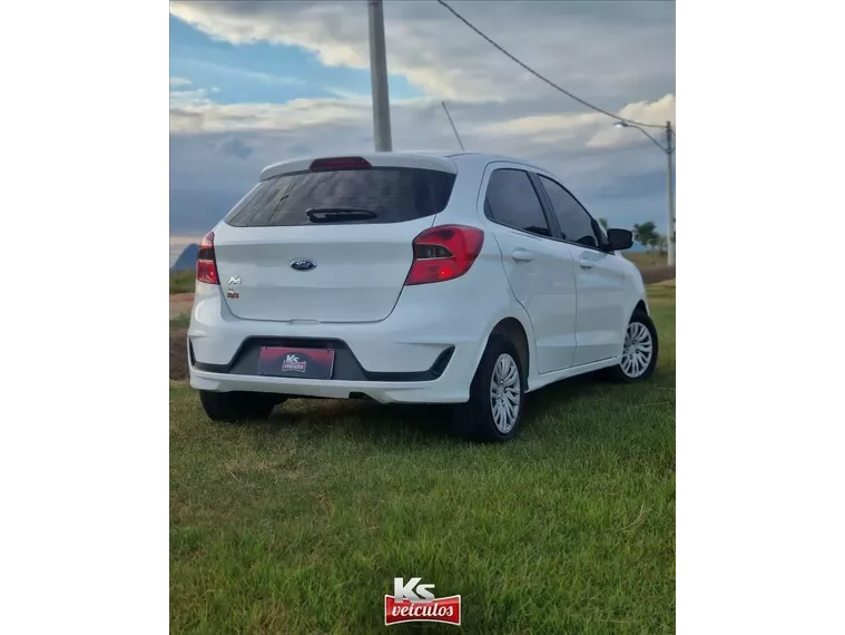 Ford KA Branco 9