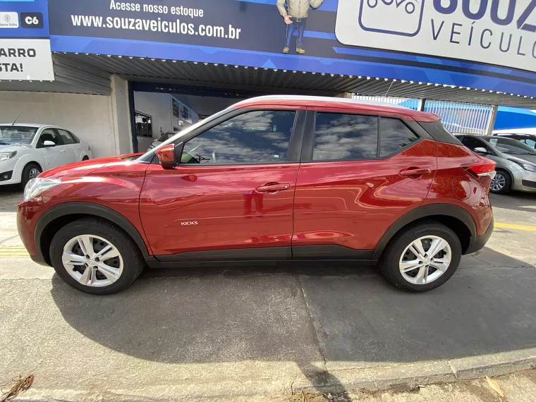 Nissan Kicks Vermelho 3